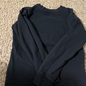 Lululemon black crew